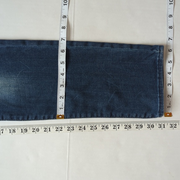 Rock & Republic Berlin Distressed Denim Jeans 8M Blue Pockets - Picture 15 of 16